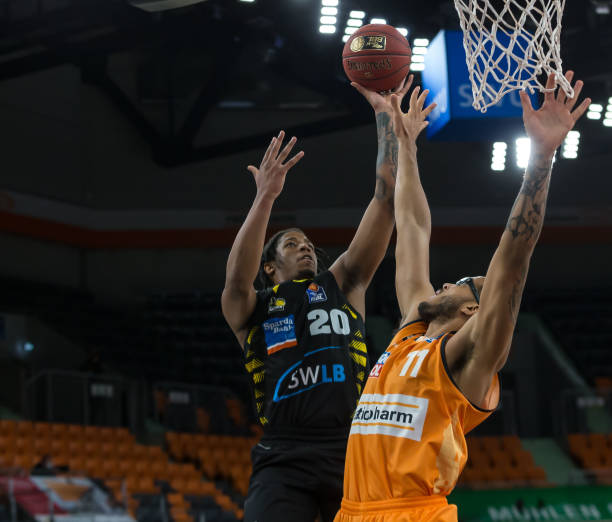 例出现在2 例出现在2