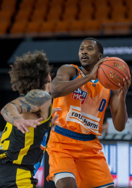 并充分展现 并充分展现